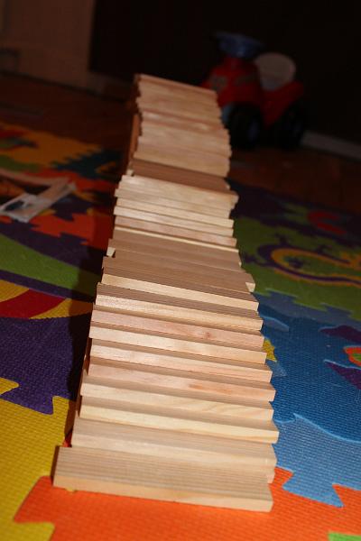 2013-12-07 La lettre au pere Noel, la creche, les Kapla 017.JPG